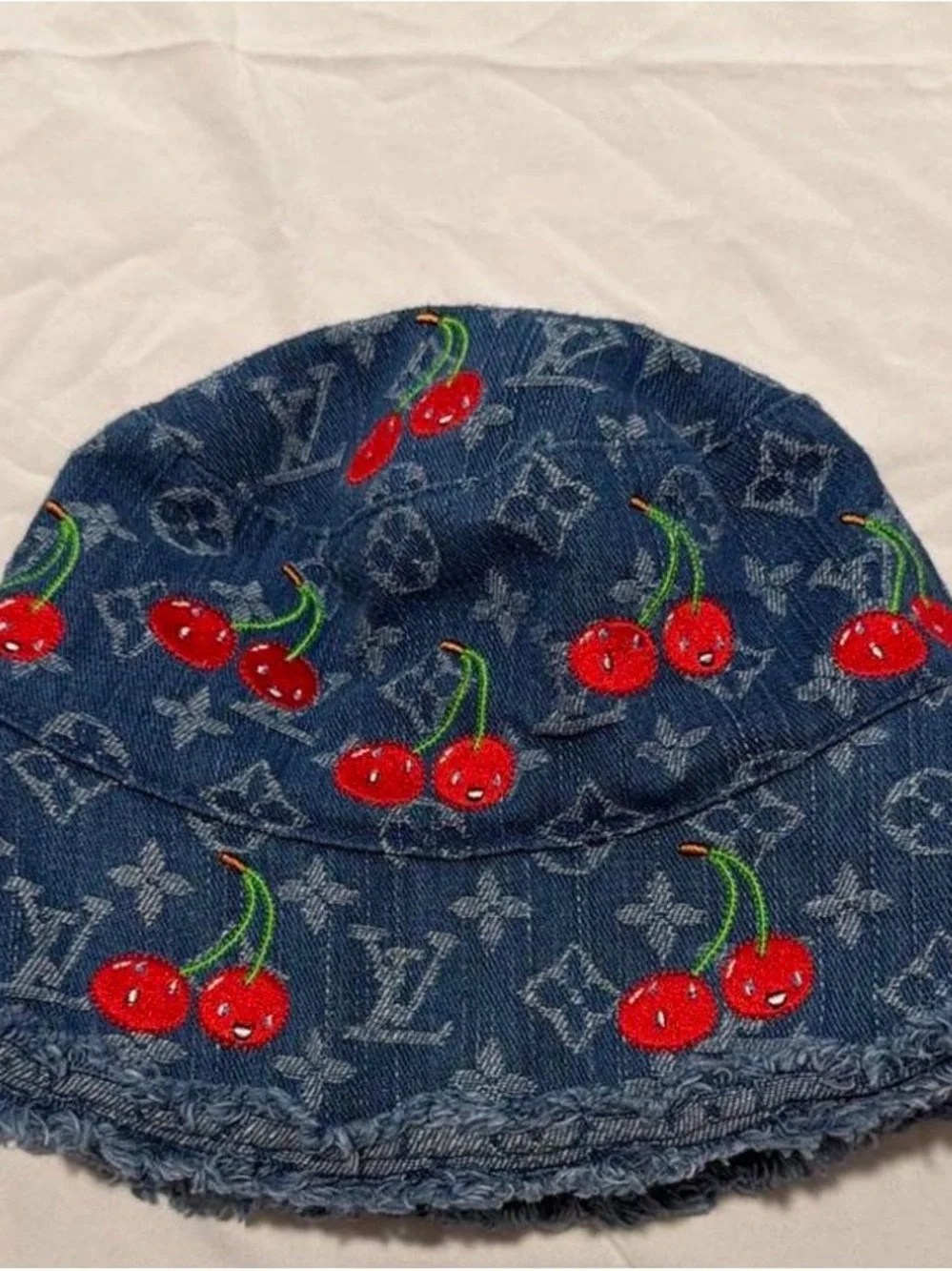 👖🍒   🆕 Denim Bucket Hat 🧢 Takashi Cherries   🍒